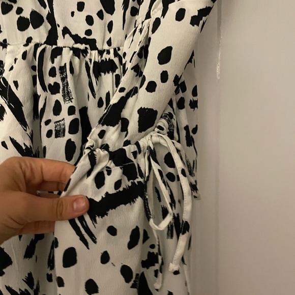 ASOS Maternity dress. Perfect for hot days! - Picture 2 of 5